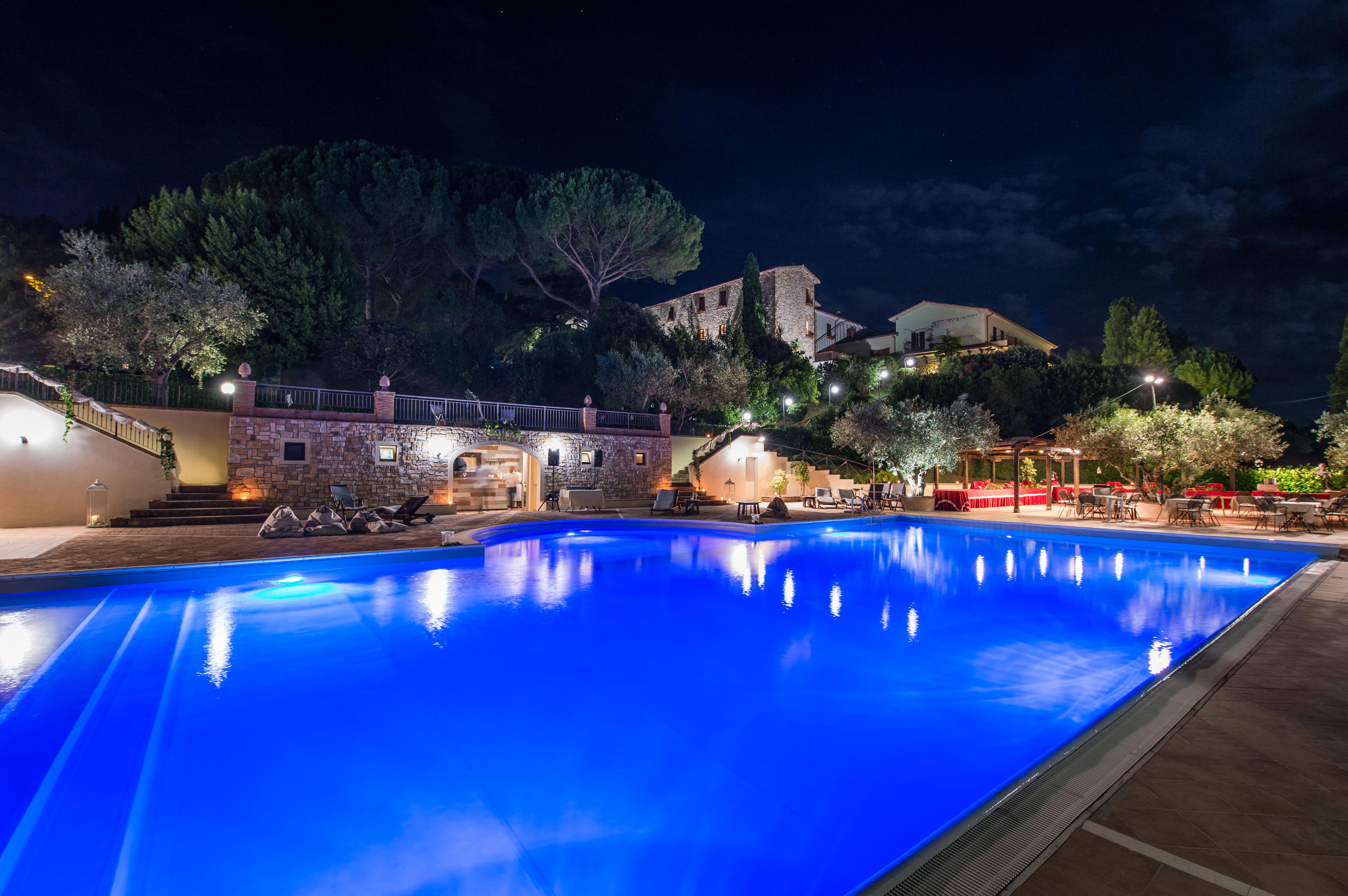 Hotel Bramante Тоді Екстер'єр фото