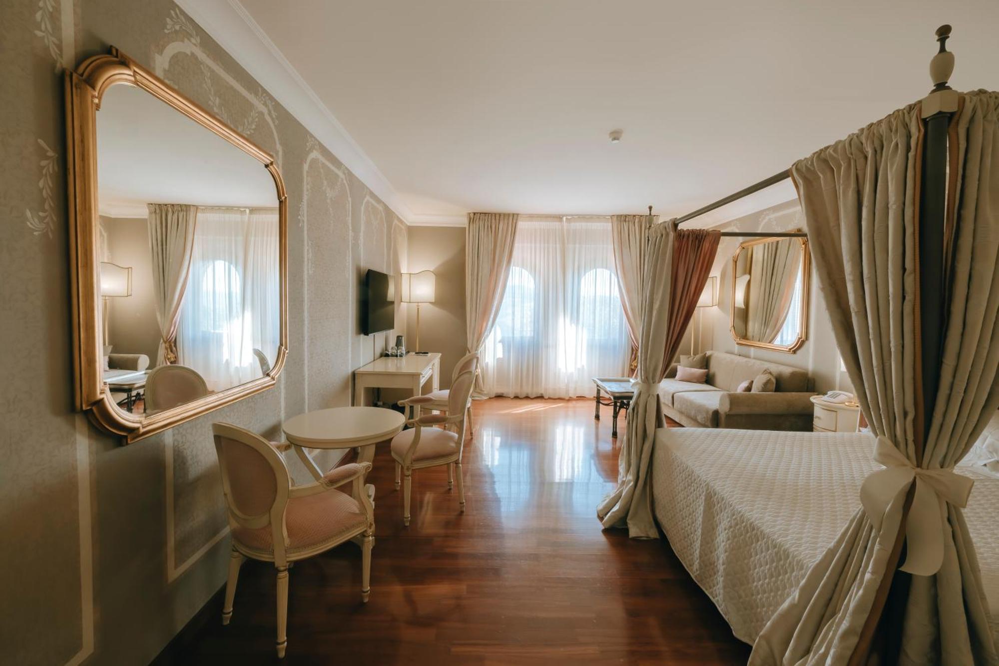 Hotel Bramante Тоді Екстер'єр фото