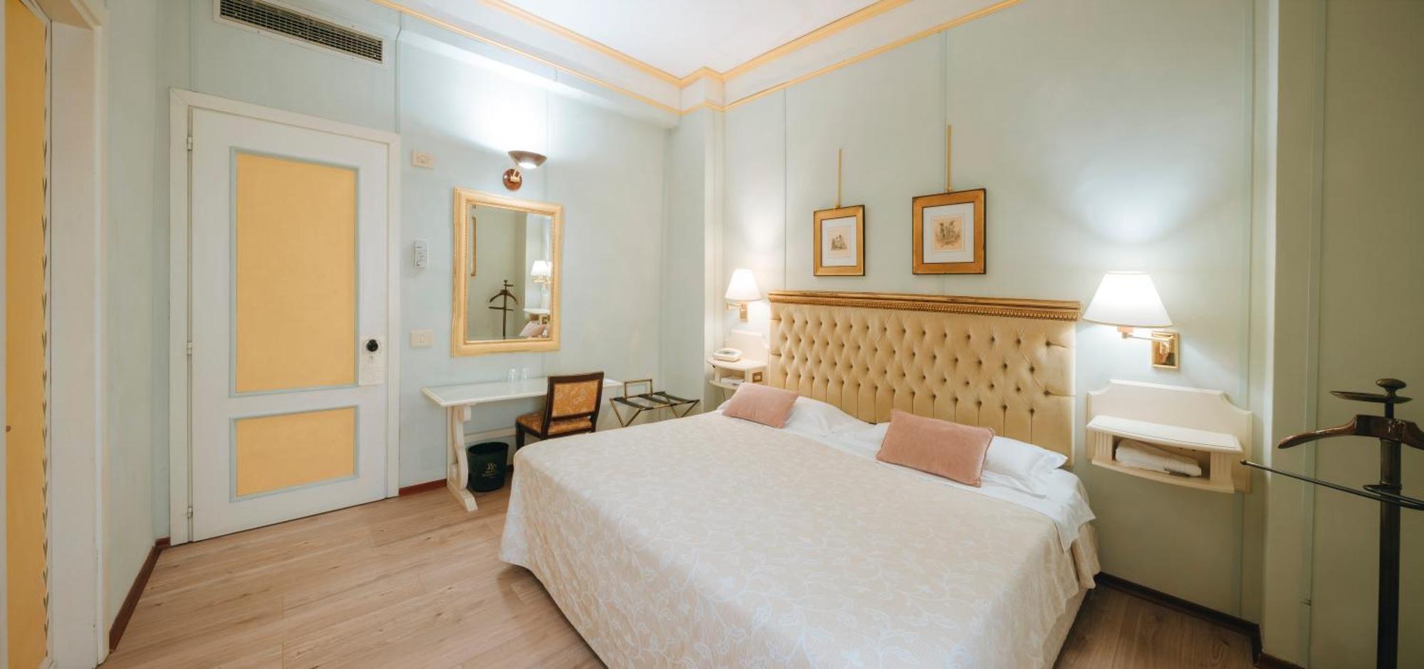 Hotel Bramante Тоді Екстер'єр фото