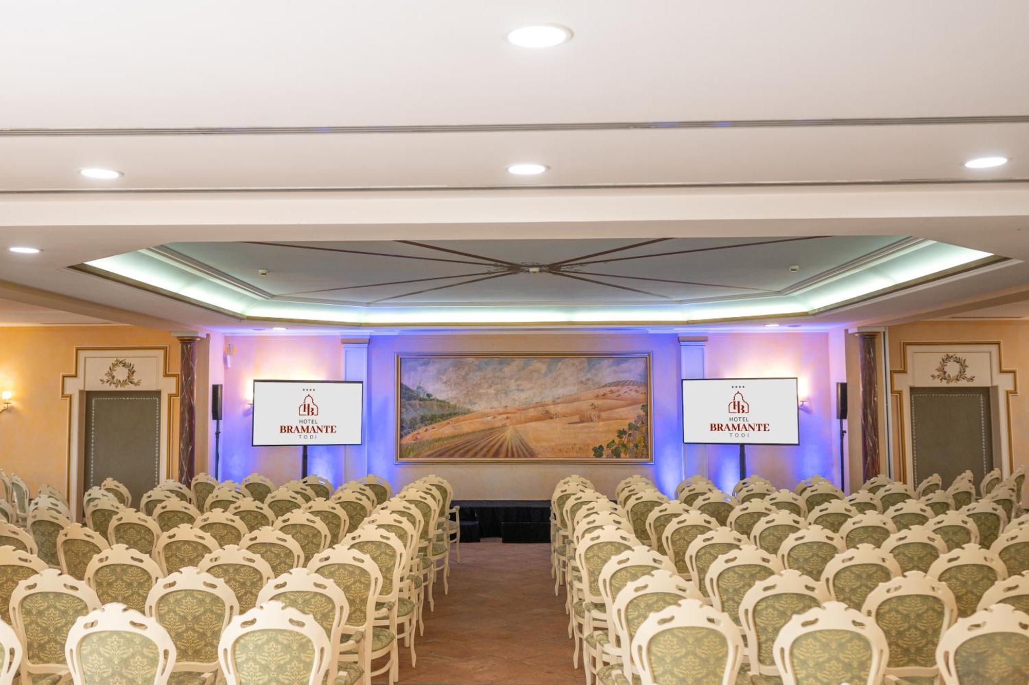 Hotel Bramante Тоді Екстер'єр фото